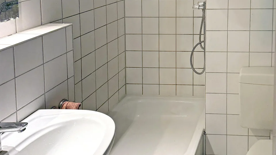Kapitalanlage mit Perspektive – Vermietetes 1-Zimmer-Apartment mit Balkon in zentraler Lage