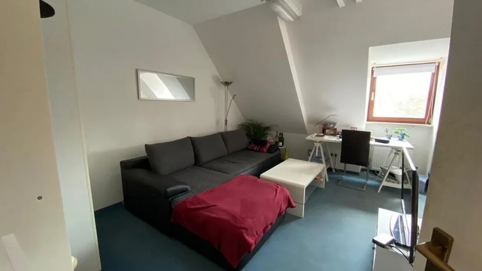 Stilvolle Dachgeschosswohnung mit Maisonette-Charakter im Herzen von Bayreuth