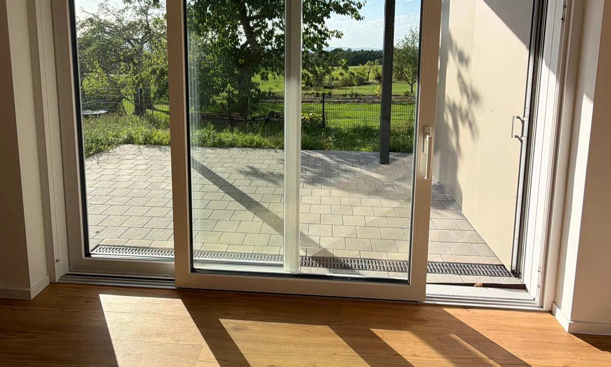 OFFENES WOHNLOFT MIT TERRASSENZUGANG