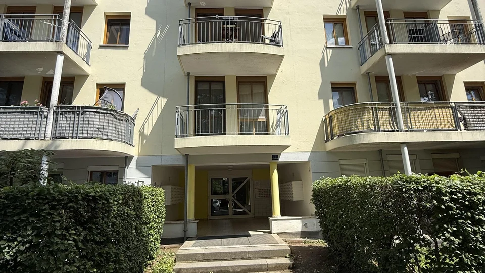 Kapitalanlage mit Perspektive – Vermietetes 1-Zimmer-Apartment mit Balkon in zentraler Lage